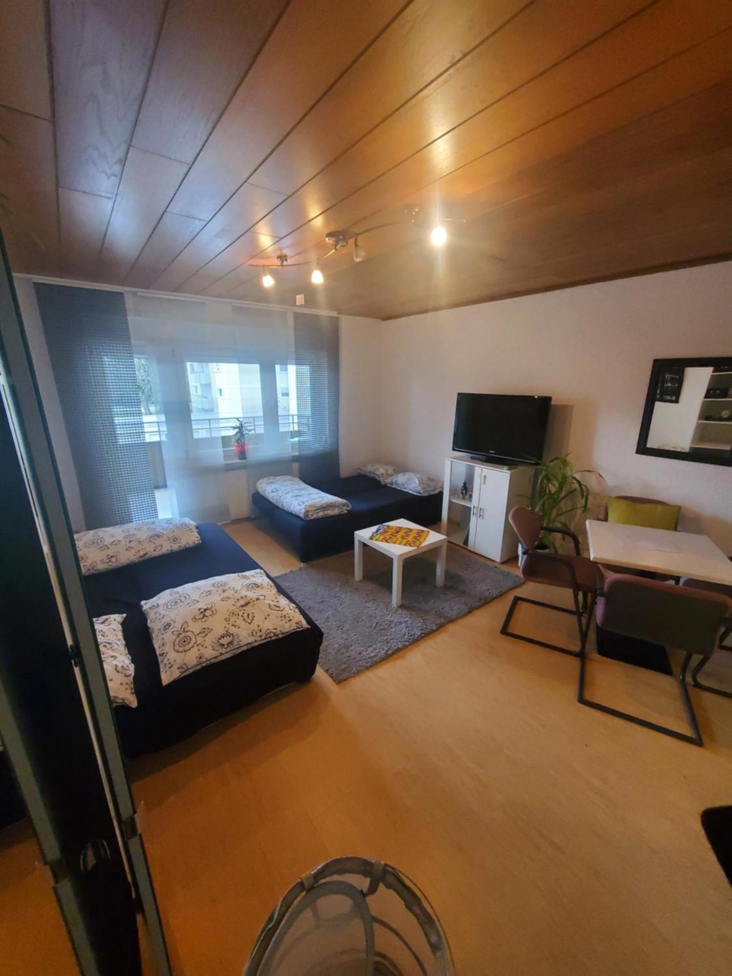 Einzimmerwohnungmit Grossem Balkon Mietersheim Exterior foto